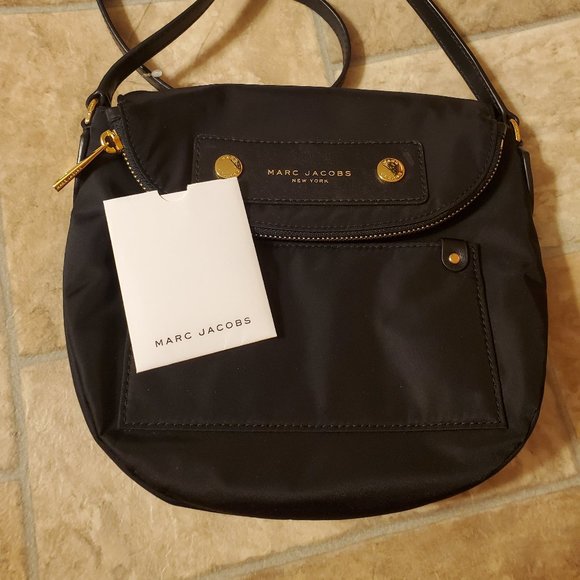 Marc Jacobs Handbags - NWOT Marc Jacobs Nylon Mini Crossbody Purse Black
